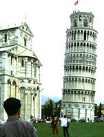 Piazza Miracoli pisa